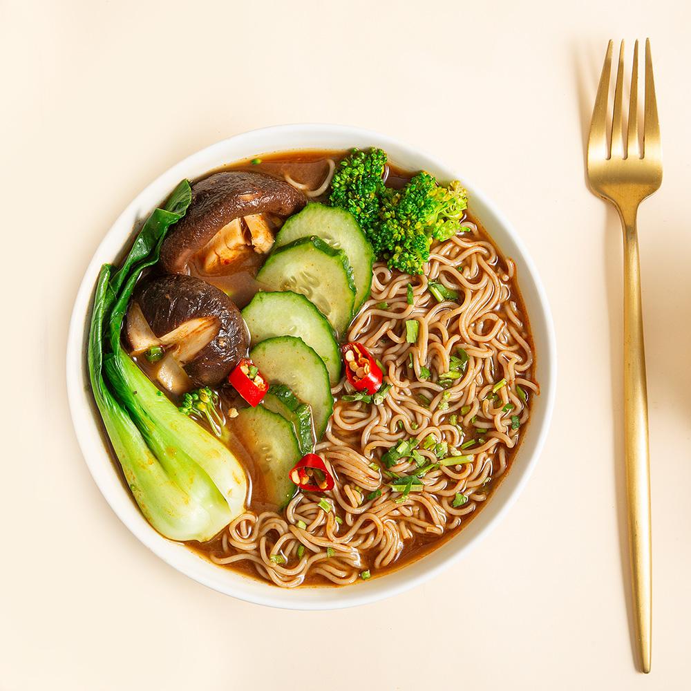 Fideos ramen de arroz integral con sabor a miso