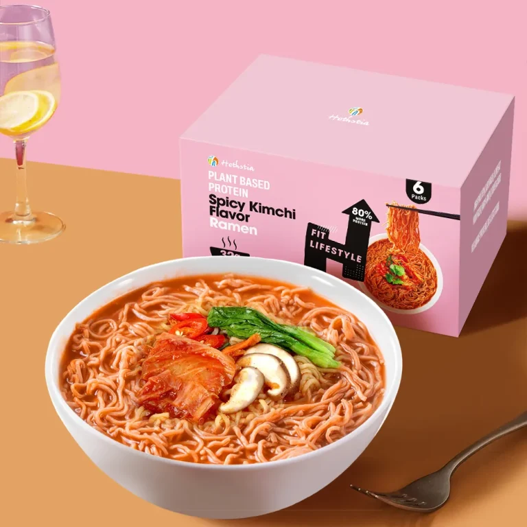 Fideos ricos en proteínas con sabor a kimchi picante
