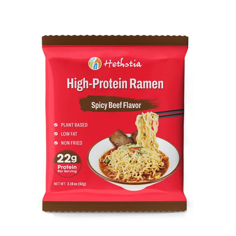 Fideos Udon ricos en proteínas con sabor a ternera, Ramen proteico vegano